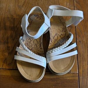Stylish White Kids Sandals with Braided Strap